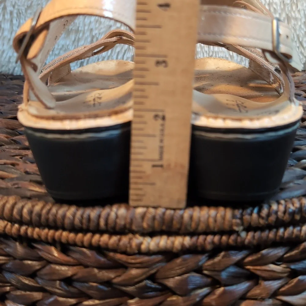 FINN COMFORT Gold Shimmer Slingback Sandals Comfort Shoes SZ 9 - Picture 6 of 12